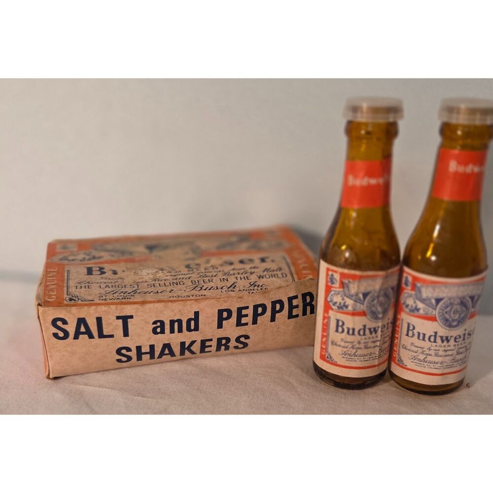 Vintage Budweiser Bottle Salt Pepper Shakers w Box Barware